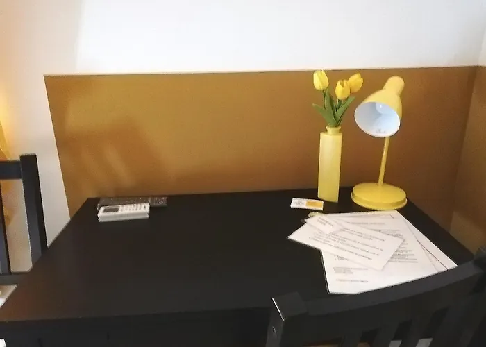 The Yellow House Fiumicino